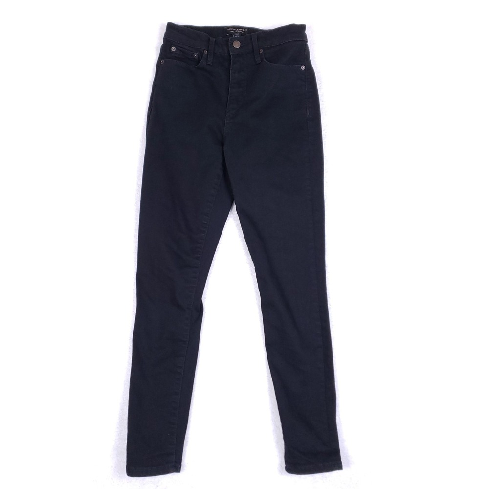 Banana Republic Women's Skinny Jeans in Black